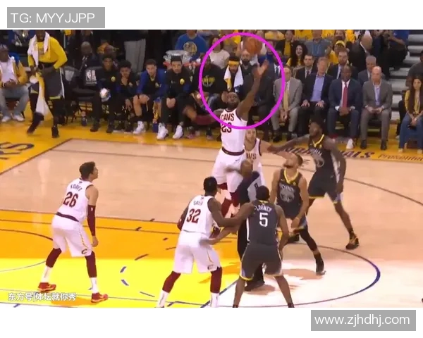 球迷炸锅：库里这一行为引热议！